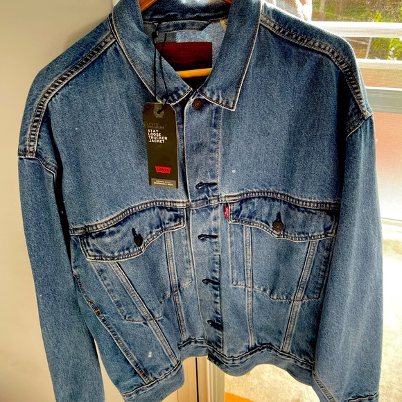 Levi’s “Stay Loose” Men’s Medium Demin Jacket - Picture 4 of 7
